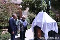 رو نمایی از سردیس مهندس افضلی پور  و بانو فاخره صبا در دانشکده پزشکی