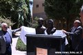 رو نمایی از سردیس مهندس افضلی پور  و بانو فاخره صبا در دانشکده پزشکی